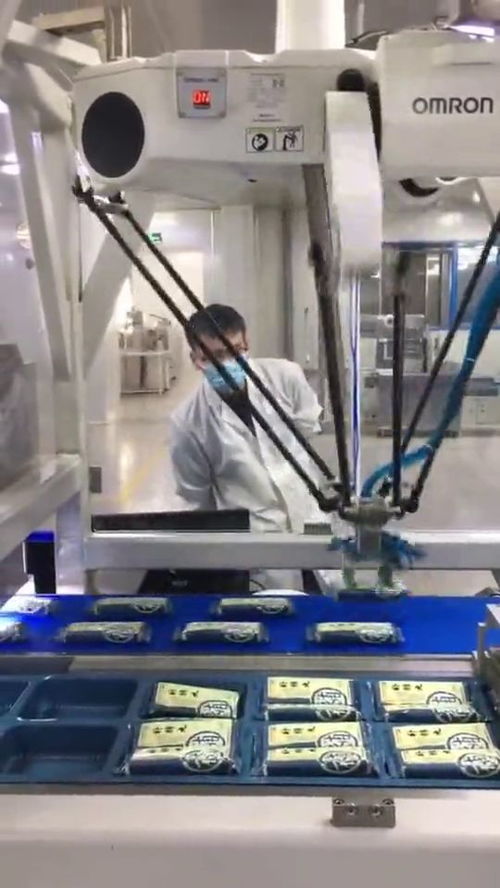 工廠里機器,操控全靠電腦,人工已經(jīng)不需要